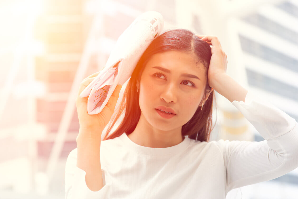Free-Radicals-What-are-They-and-How-Do-They-Affect-Your-Skin Free-Radicals-What-are-They-and-How-Do-They-Affect-Your-Skin