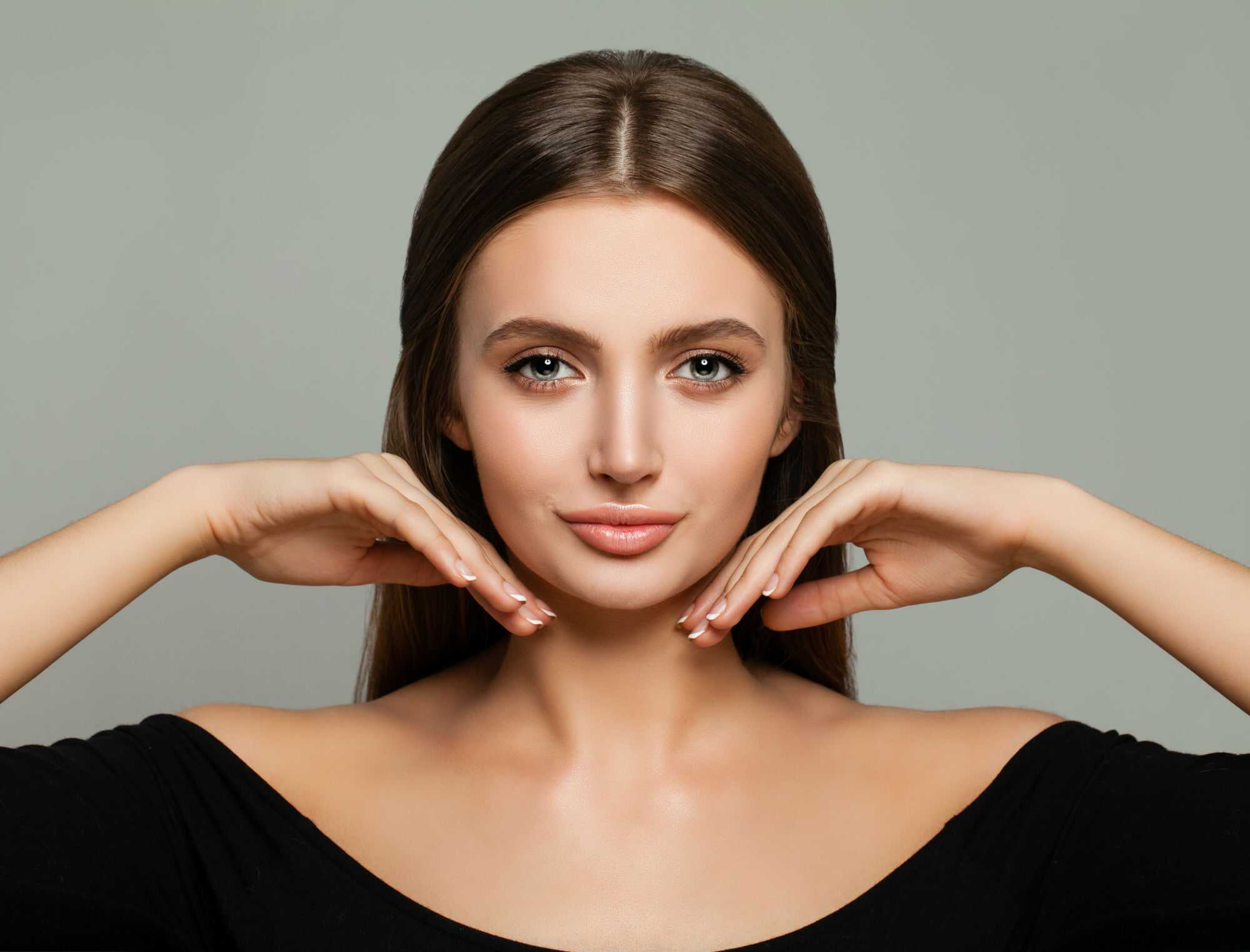 Achieve-a-Youthful-V-Shape-Face