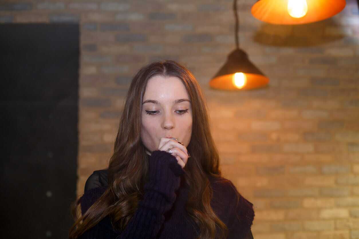 Vaping-E-Cigarettes-and-Your-Skin